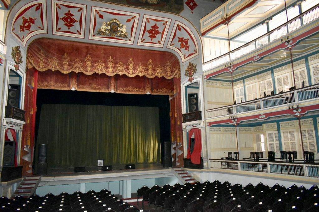 Teatro La Caridad - Theatre Santa Clara Cuba