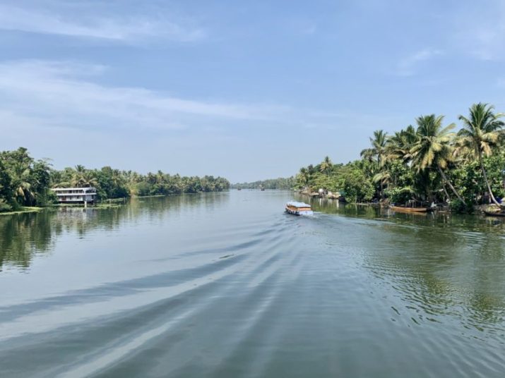 Alleppey Kerala houseboat cruise for 2 nights with incredible views